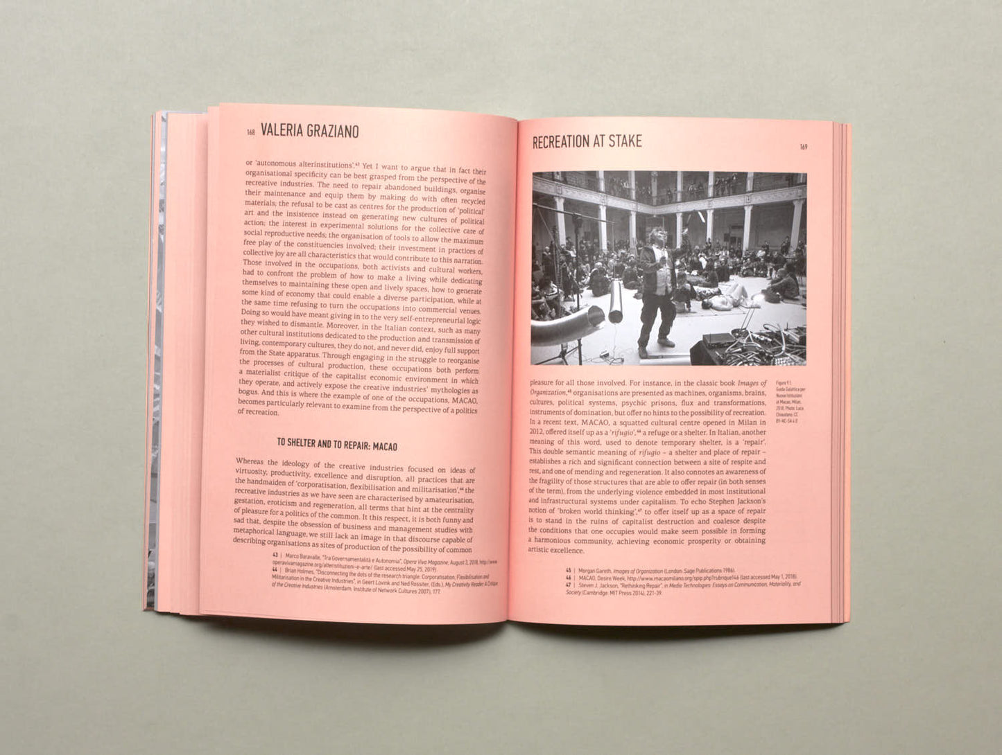 Ana Vujanović and Livia Andrea Piazza (Eds.), A live gathering: Performance and Politics in Contemporary Europe