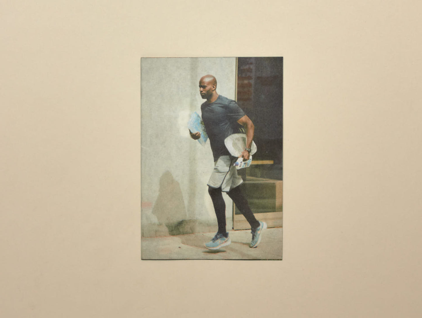 Shahram Saadat, No.41 Jogging with Shopping