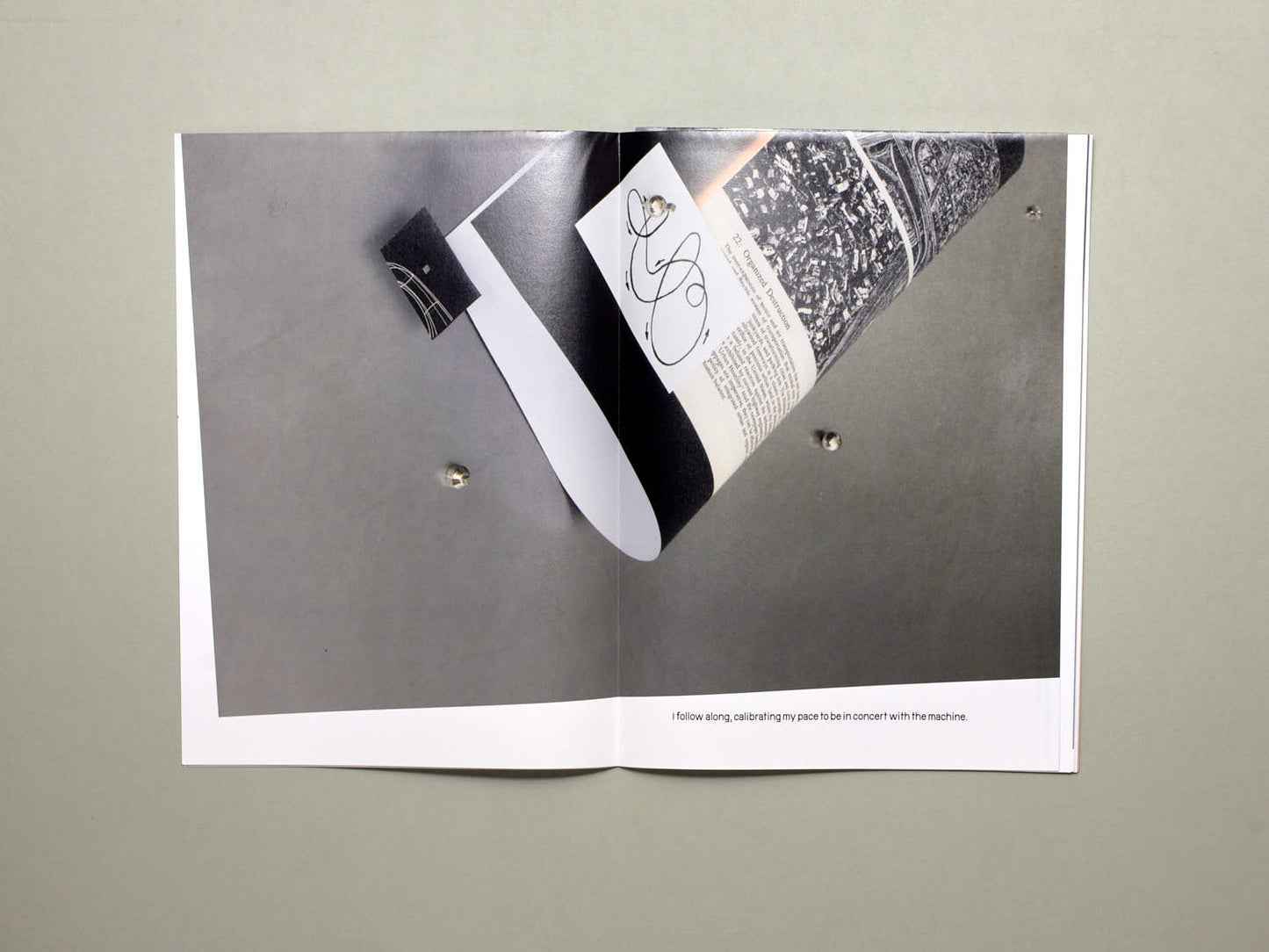 Bryony Quinn, Paul Bailey (eds.), I Shivered Violently / Don’t be Startled in the Night A networked essay on (dis)order, (il)legibility and (dis)orientation.