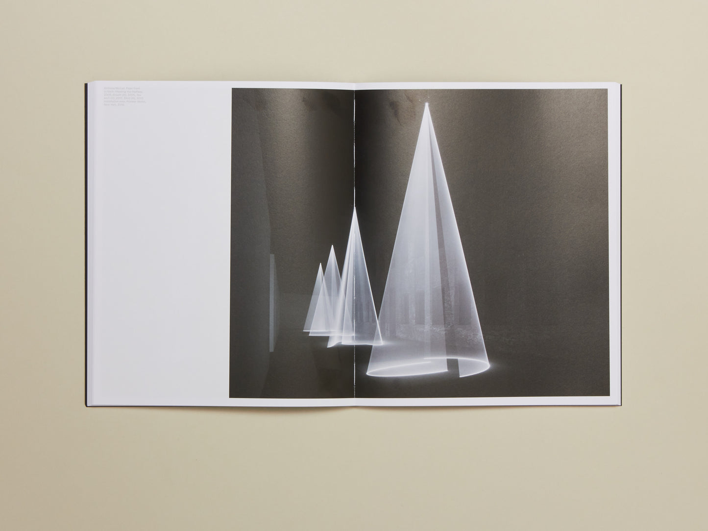 Anthony McCall & David Grubbs, Simultaneous Soloists
